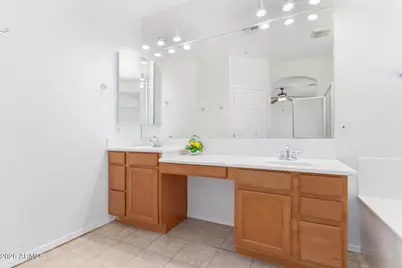 12096 W Eagle Ridge Lane, Peoria, AZ 85383 - Photo 13