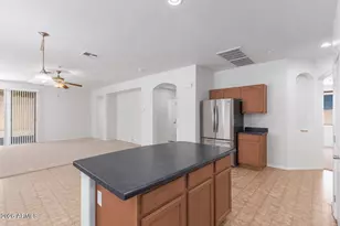 12096 W Eagle Ridge Ln, Peoria, AZ 85383 - Photo 9