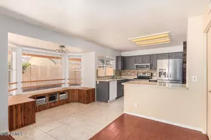 819 W Kyle Ct, Gilbert, AZ 85233 - Photo 15