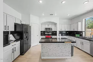 9204 West Riverside Avenue, Tolleson, AZ 85353 - Photo 15