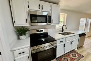 5750 E Wade Ln, Hereford, AZ 85615 - Photo 15