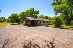 75 N Farm Circle Rd, Cornville, AZ 86325 - Photo 5