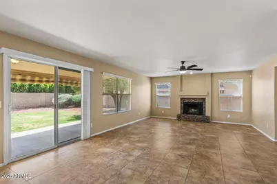 5709 E Gelding Drive, Scottsdale, AZ 85254 - Photo 9