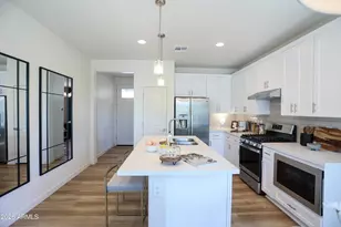 6533 N 15th Dr, Phoenix, AZ 85015 - Photo 9