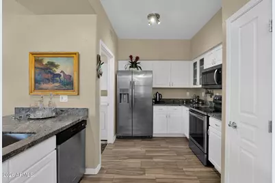 15221 N Clubgate Drive #1021, Scottsdale, AZ 85254 - Photo 13
