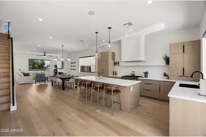 4546 E Campbell Avenue, Phoenix, AZ 85018 - Photo 13