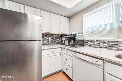 1560 W Sahuaro Drive #1, Phoenix, AZ 85029 - Photo 5
