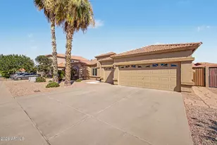 215 N Starboard Dr, Gilbert, AZ 85234 - Photo 19
