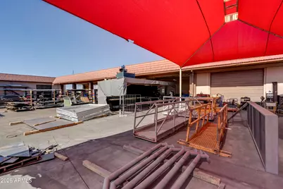 7818 N 68th Avenue, Glendale, AZ 85303 - Photo 13