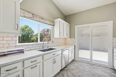 4007 W Rose Garden Lane, Glendale, AZ 85308 - Photo 11
