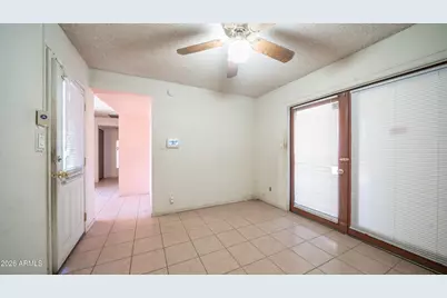 1951 E Marguerite Avenue, Phoenix, AZ 85040 - Photo 7