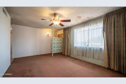1951 E Marguerite Avenue, Phoenix, AZ 85040 - Photo 11