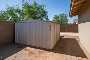 1951 E Marguerite Ave, Phoenix, AZ 85040 - Photo 21