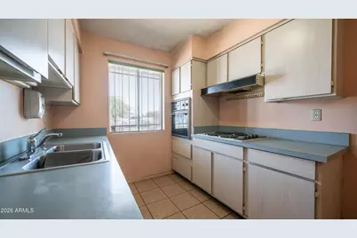 1951 E Marguerite Avenue, Phoenix, AZ 85040 - Photo 9