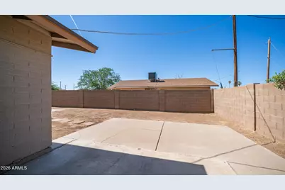 1951 E Marguerite Avenue, Phoenix, AZ 85040 - Photo 17