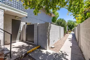 1047 N 84th Pl, Scottsdale, AZ 85257 - Photo 5