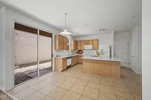 9 N 88th Dr, Tolleson, AZ 85353 - Photo 7