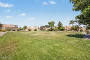 4122 W Calavar Rd, Phoenix, AZ 85053 - Photo 23