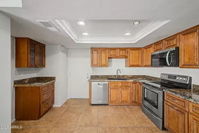 4122 W Calavar Road, Phoenix, AZ 85053 - Photo 9
