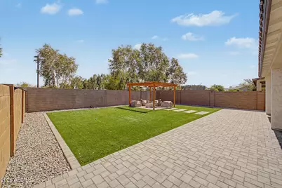 19689 W Glenrosa Avenue, Litchfield Park, AZ 85340 - Photo 31