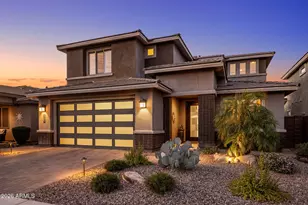 2948 E Tina Dr, Phoenix, AZ 85050 - Photo 5