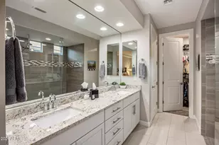 2948 E Tina Dr, Phoenix, AZ 85050 - Photo 19