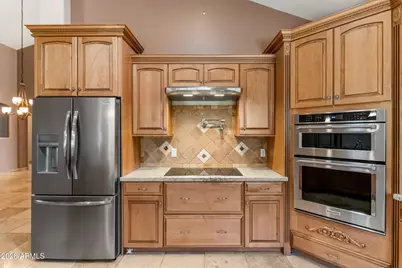 17269 N Coyote Lakes Parkway, Surprise, AZ 85378 - Photo 31