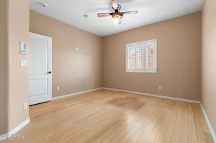 17269 N Coyote Lakes Pkwy, Surprise, AZ 85378 - Photo 21
