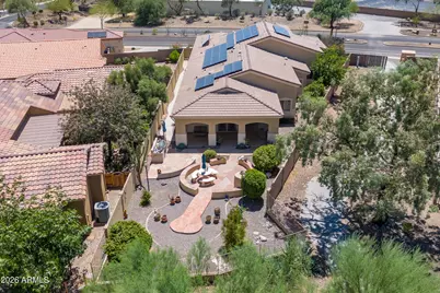 17269 N Coyote Lakes Parkway, Surprise, AZ 85378 - Photo 15