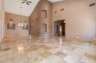 17269 N Coyote Lakes Pkwy, Surprise, AZ 85378 - Photo 19