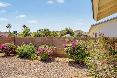 4649 E Cheyenne Drive, Phoenix, AZ 85044 - Photo 37