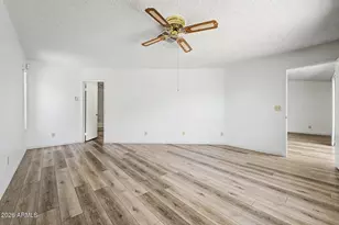 4649 E Cheyenne Dr, Phoenix, AZ 85044 - Photo 19