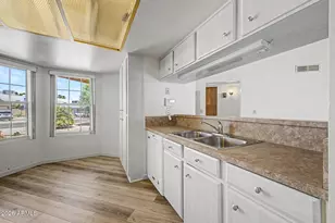 4649 E Cheyenne Dr, Phoenix, AZ 85044 - Photo 17