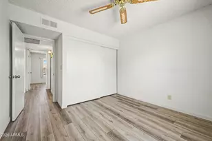 4649 E Cheyenne Dr, Phoenix, AZ 85044 - Photo 31