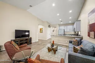 3862 E Narrowleaf Dr, Gilbert, AZ 85298 - Photo 9