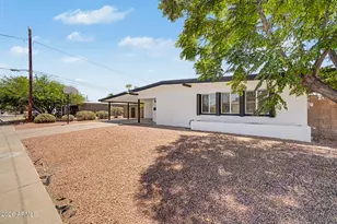 3601 E Laurel Ln, Phoenix, AZ 85028 - Photo 3