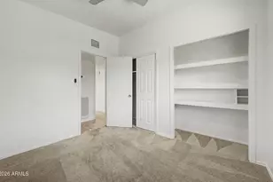 3601 E Laurel Ln, Phoenix, AZ 85028 - Photo 17