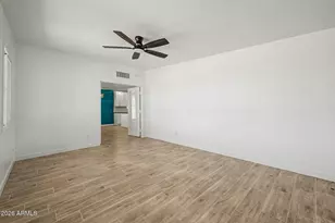 3601 E Laurel Ln, Phoenix, AZ 85028 - Photo 5
