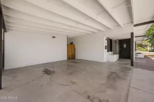 3601 E Laurel Ln, Phoenix, AZ 85028 - Photo 23