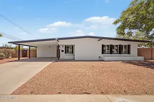 3601 E Laurel Ln, Phoenix, AZ 85028 - Photo 1