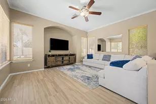 1937 W Lark Dr, Chandler, AZ 85286 - Photo 9