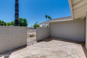 1206 E Greenway Dr, Tempe, AZ 85282 - Photo 5