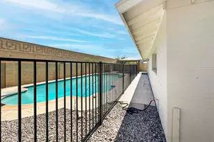 1206 E Greenway Dr, Tempe, AZ 85282 - Photo 37