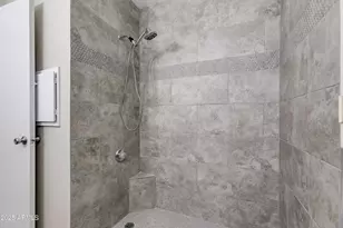 1206 E Greenway Dr, Tempe, AZ 85282 - Photo 27