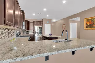 2307 W Desert Ln, Phoenix, AZ 85041 - Photo 17