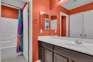 2307 W Desert Ln, Phoenix, AZ 85041 - Photo 45