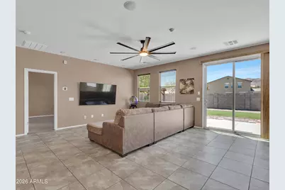 2307 W Desert Lane, Phoenix, AZ 85041 - Photo 31