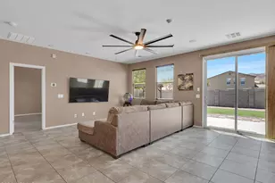 2307 W Desert Ln, Phoenix, AZ 85041 - Photo 31