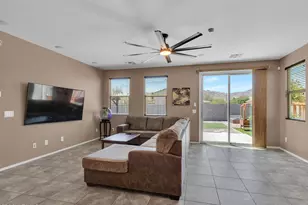 2307 W Desert Ln, Phoenix, AZ 85041 - Photo 27
