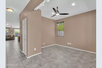 2307 W Desert Lane, Phoenix, AZ 85041 - Photo 7